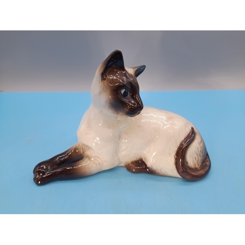 270 - Beswick Figure of a Seated Siamese Cat. 18cm High x 12cm.