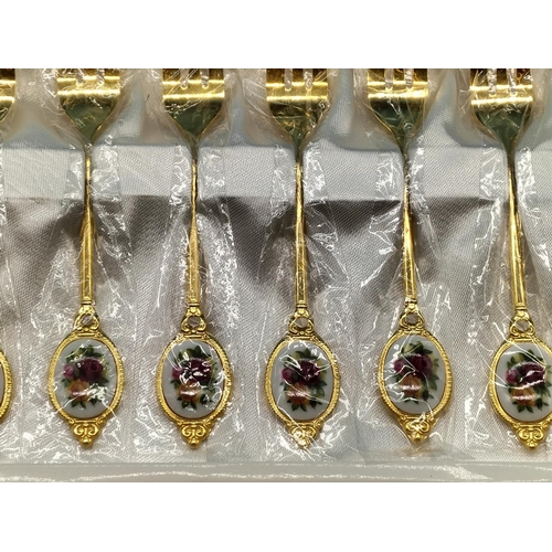 133 - Royal Albert Cake Knife Plus Six Boxed Cake Forks