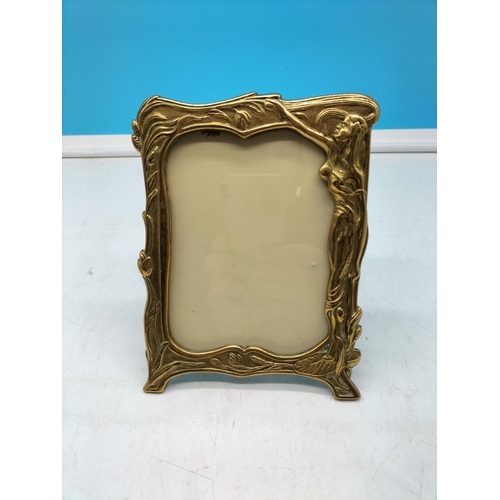 Lot 180       