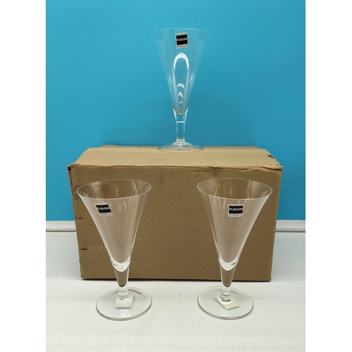 281 - Set of 6 Royal Doulton Clear Crystal 'Fusion Iced Tea' Glasses. Boxed.