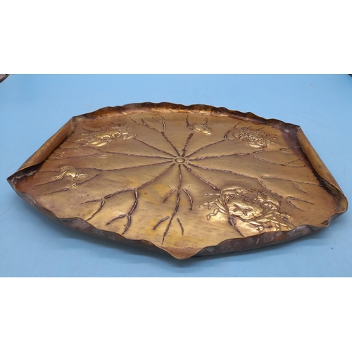 66 - Japanese Meiji Period Brass Tray Modelled as a Lotus Leaf and Decorated with Crabs and Frogs. 26cm x... 