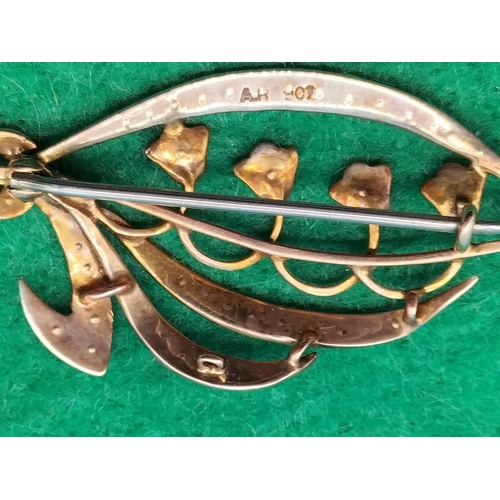 300 - 9ct Gold and Seed Pearl Leaf Design Brooch. c1900