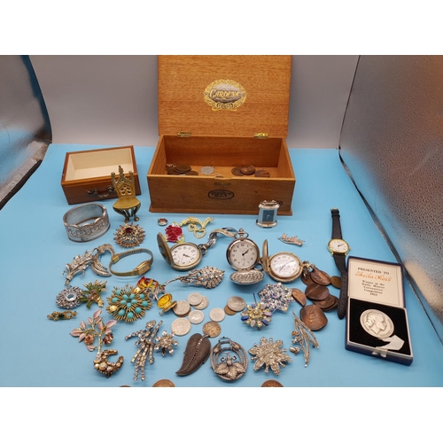 539 - Box of Assorted Items to include Pocket Watches W/O, Costume Jewellery, Coins, etc.