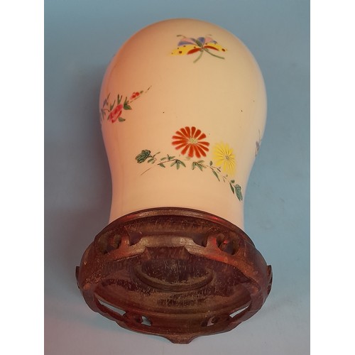 543 - Chinese Qianlong Period Hand Painted Vase on Stand with Floral Decoration. 22cm High.