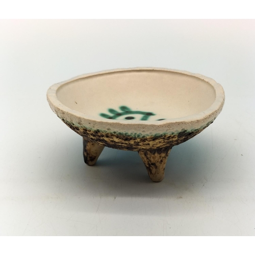 10 - Mid Century Dutch Studio Pottery Tri Footed Dish. Pieter Groeneveldt?? 5.5cm High, 13cm Diameter.