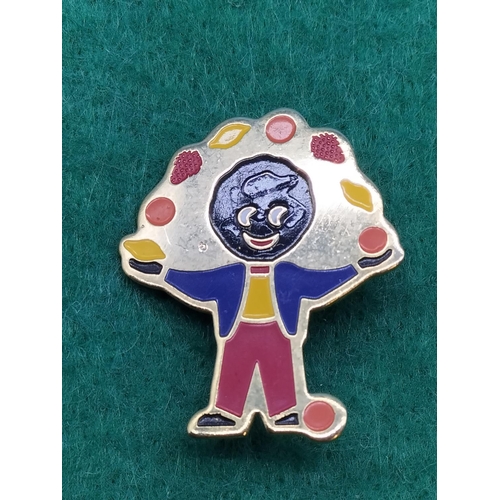 42 - 1990 James Robertson Official 'Juggler' Golly Badge.