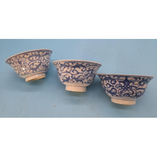 232 - 3 x 18th Century Chinese Porcelain Blue and White Tea Bowls. 5cm High, 9.5cm Diameter. A/F Nibbles t... 