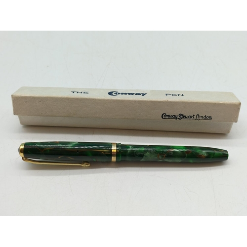 10A - Boxed Conway Stewart 14ct Gold Nib Fountain Pen with Papers.