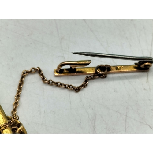 160A - Antique Pinchbeck Large 6cm Cameo Brooch with 9ct Gold Safety Chain and Steel Pin. Some Damage to Mo... 