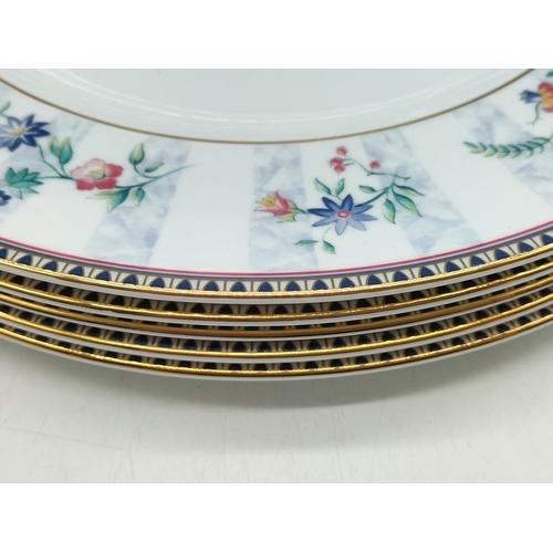 160C - Wedgwood 27cm Dinner Plates (6) in the 'Sunburst' Pattern. Seconds Quality.