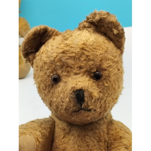 160G - Vintage Straw Filled Jointed Teddy Bears (2). Tallest being 35cm.