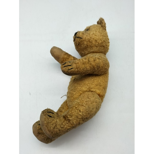 160G - Vintage Straw Filled Jointed Teddy Bears (2). Tallest being 35cm.