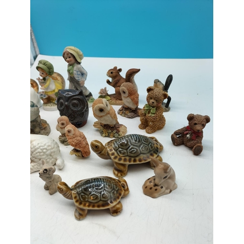 468 - Collection of Assorted Ornaments, Mostly Animals.