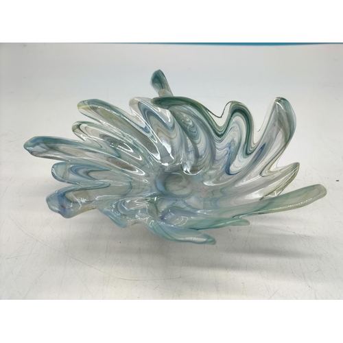 569 - Art Glass 19cm Pedestal Bowl plus Murano Wave Design Bowl (with Label).