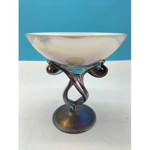 569 - Art Glass 19cm Pedestal Bowl plus Murano Wave Design Bowl (with Label).