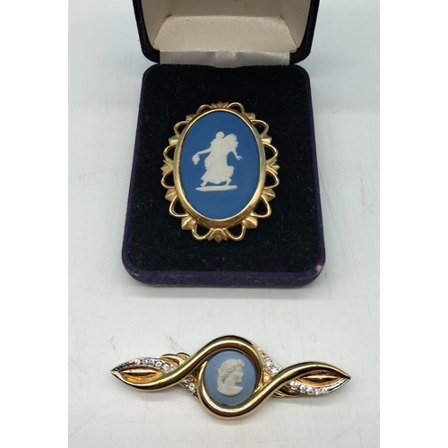 100 - Wedgwood Jasper Brooches (2).