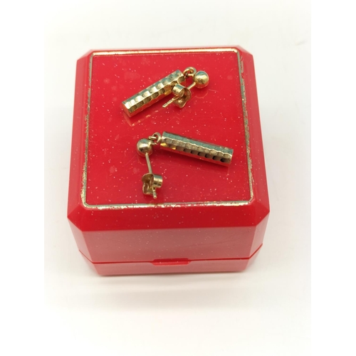 2 - 9ct Gold Earrings. 1.5 grams.