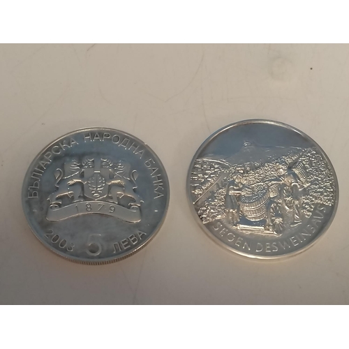 34 - 2 x Large Solid Silver Coins - Bulgaria 5 Leva FIFA World Cup, Germany plus Deutsche Weinlande.