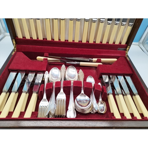 706 - 87 Piece Cutlery Set in Oak Case. 1968 ICI Presentation Plaque.