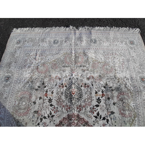 25A - Large Floral Style Design Silken Kashmir Rug 295 x 185cm Collection Only