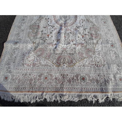 25A - Large Floral Style Design Silken Kashmir Rug 295 x 185cm Collection Only