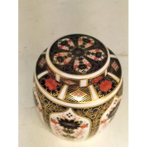 10 - Royal Crown Derby Old Imari Pattern 1128 Ginger Jar 10cm Diameter x 11.5cm (h) Second quality