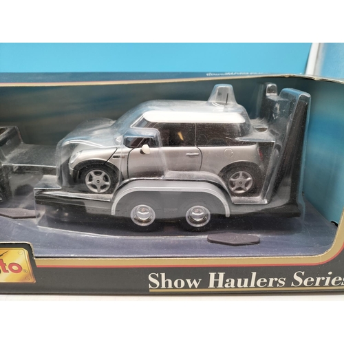 111 - Boxed Maisto Special Edition 32934 Show Haulers Series. Hummer H2 SUT Concept 1:27 Scale Mini Cooper... 