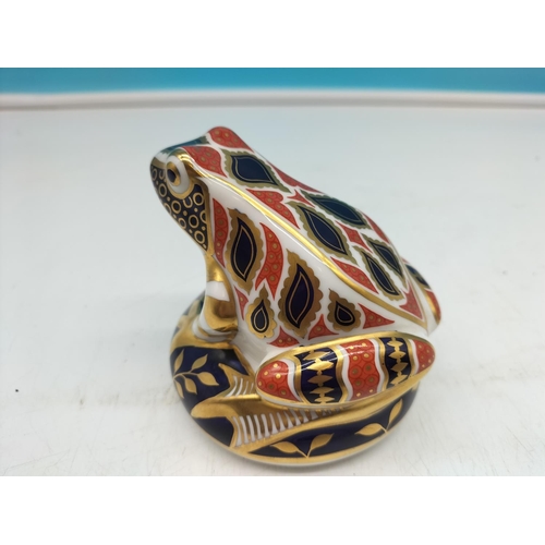 13 - Royal Crown Derby Frog Paperweight. Silver Stopper 9cm Diameter x 8cm (h) Second quality