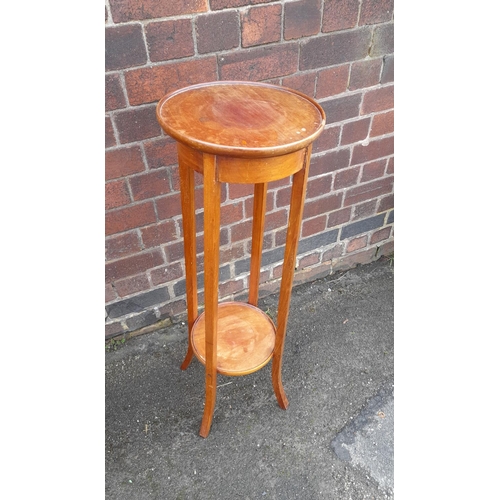 160B - Wooden Plant Stand. 96cm high, 31cm diameter. Collection Only.