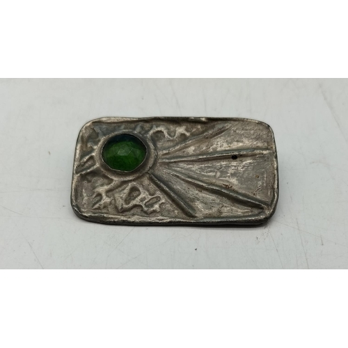 287 - Pewter Arts and Crafts Brooch. 4cm x 2.5cm.