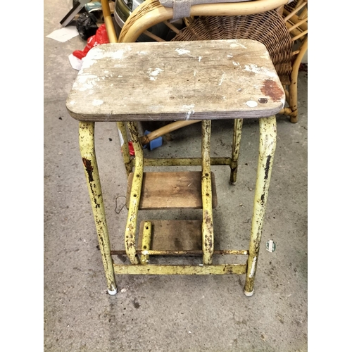 480 - Retro 2 Tread Step Stool. Collection Only.