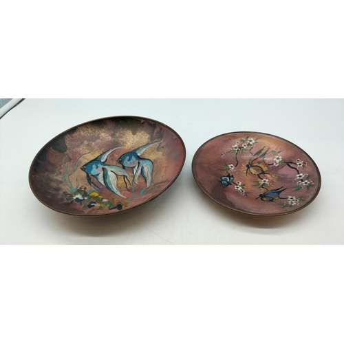 522 - Hand Painted Copper Bottomed Dishes (2) Largest Diameter 22cm plus Tub of Costume Jewellery.