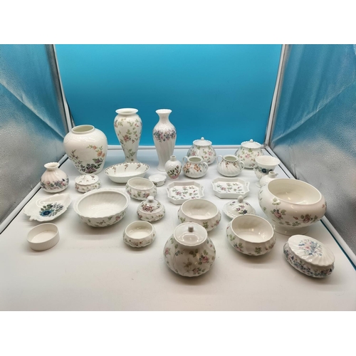 696 - Collection of Wedgwood 'Rosehip' China (12) plus Other Wedgwood Items, Coalport 21cm Temple Jar and ... 