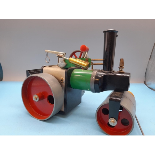 82 - Boxed Mamod Model S.R. 1a Steam Roller Engine. Lovely Condition.