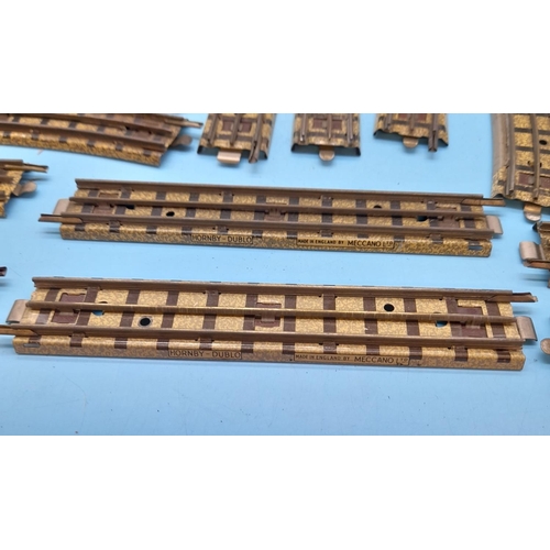 620 - Collection of Hornby Dublo 3 Rail Track.