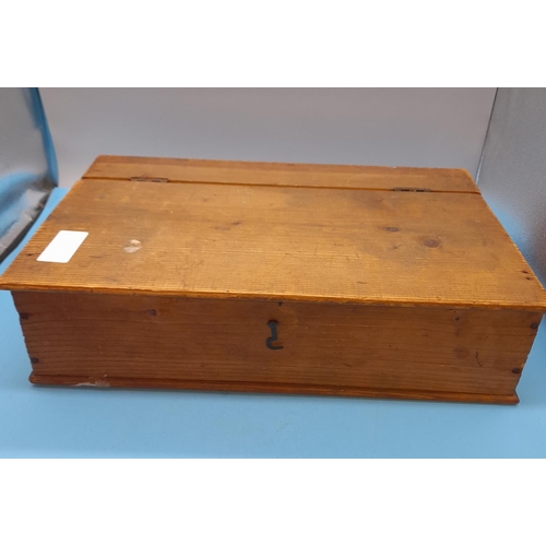 624 - Vintage 1950s - 1960s Wooden 'Teacher's Whisky' Advertising Box/Crate. 43cm x 27cm x 10cm.