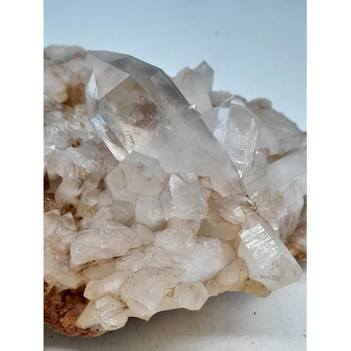 578 - Quartz Crystal 1.4kg