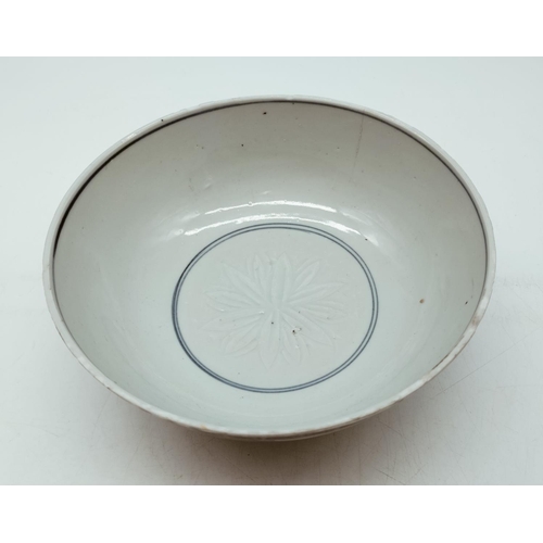 12 - (58) - Chinese 18th Century Kangxi Period Blue and White Bowl, Rings True but has Small Hairline. 7c... 