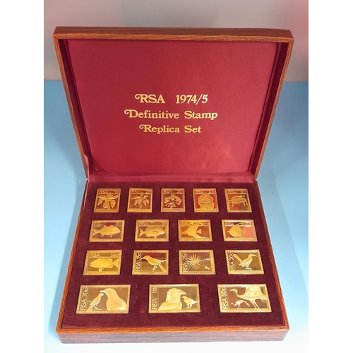 11 - Case Set Of RSA 1974/5 Definitive Stamp Replicas In Sterling Silver And Gold Plate Weighting 538 Gra... 