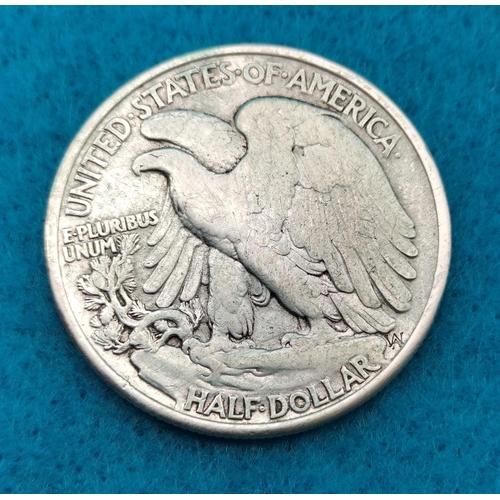 110 - 1947 Philadelphia Mint 90% Silver US Walking Liberty Half Dollar