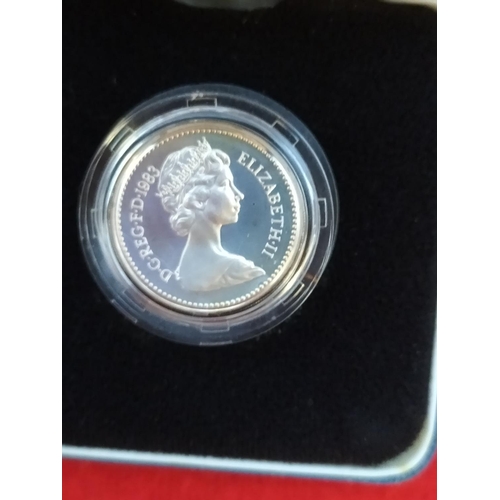 172 - 1983 United Kingdom Silver Proof One Pound Coin in Case (No COA)