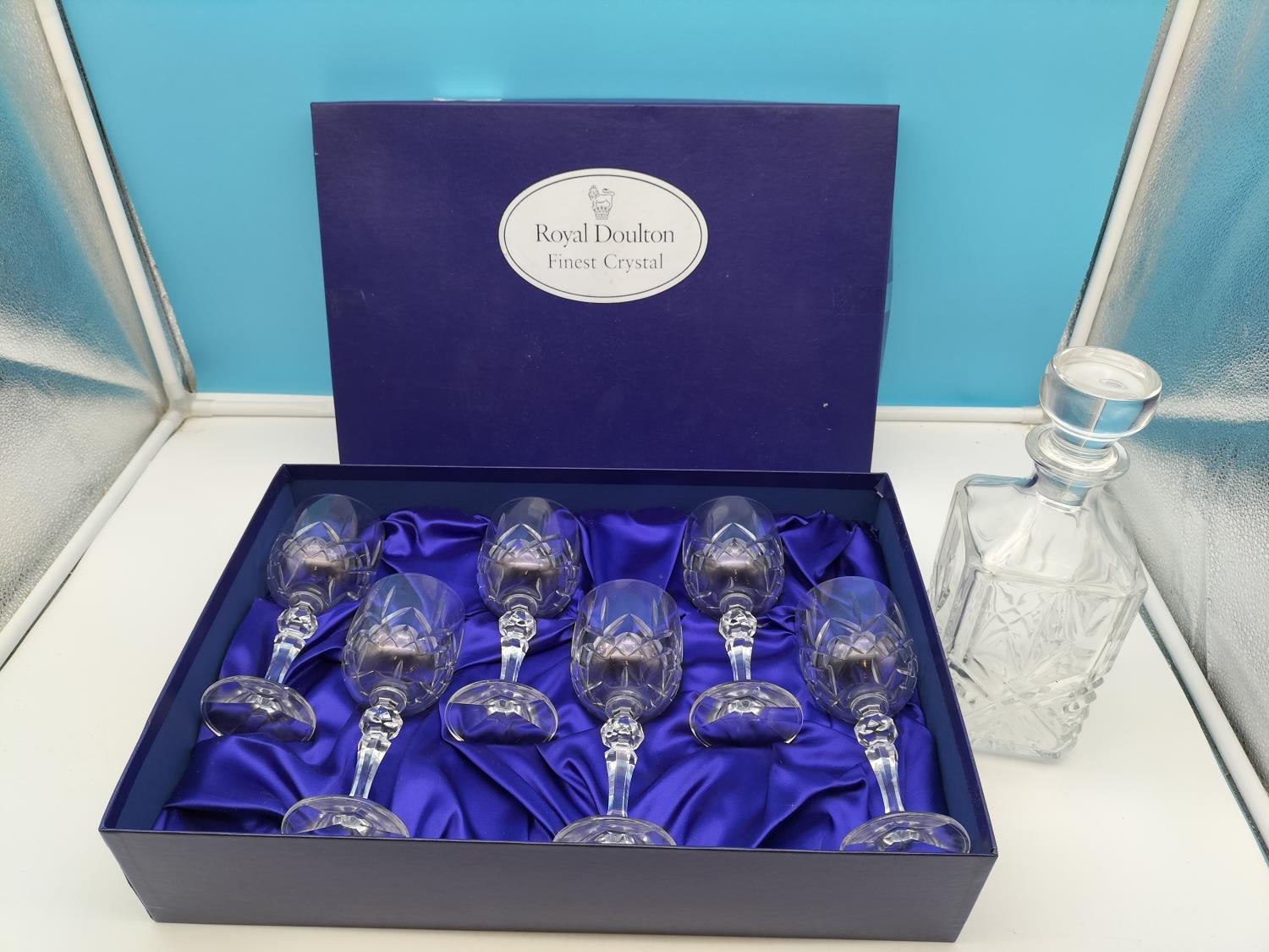 Boxed Set of Royal Doulton Crystal Glasses plus 26cm Decanter.