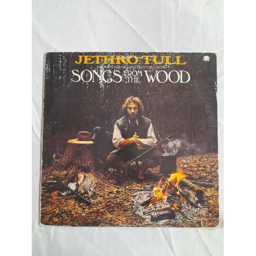 11 - Jethro Tull LPs (3) to include CBR 1044 'Aqualung' A/1 B/1 USA Pressing, JTTV 1 'Jethro Tull Origina... 