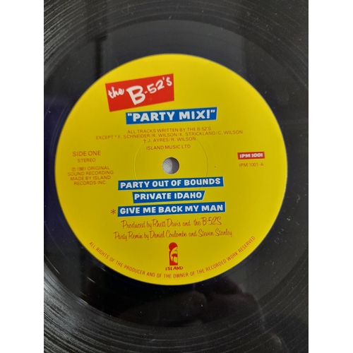 12 - B-52's LPs (5) to include IPM 1001 'Party Mix'  A-3u B-1u, ILPS 9622 'Wild Planet' A-1u B-2u, 204 21... 