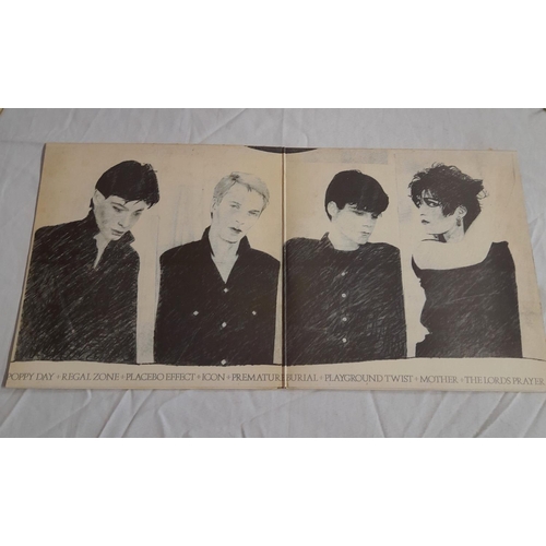 14 - Siouxsie and the Banshees LPs (3) to include POLD 5024 'Join Hands' A//2 B//1, SHELP4 'Through the L... 