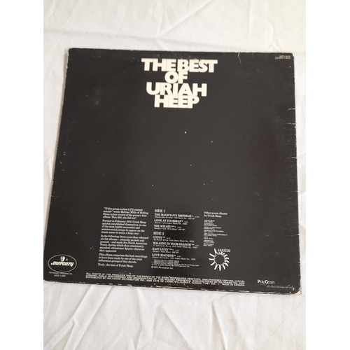 33 - Uriah Heep LPs (4) to include ILPS 9142 'Very 'Eavy .... Very 'Umble' A1 B1, CHALP 107 'Look at Your... 