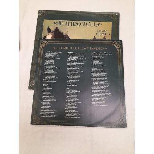 51 - Rock Collection of 5 LPs to include CHR 1175 Jethro Tull 'Heavy Horses' A1 B1, NBLP 7123 Kiss 'Paul ... 