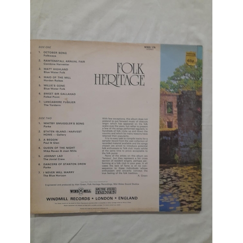 85 - Bob Dylan and Folk Collection of 6 LPS to include 660 12 Bob Dylan 'Blone on Blonde' A1 B1, BPG 6202... 