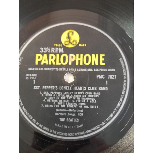 153 - Beatles Collection of LPs (4) to include PCS 7067/8 'White Album' Unnumbered, No Inserts. 709-3 710-... 