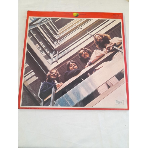 153 - Beatles Collection of LPs (4) to include PCS 7067/8 'White Album' Unnumbered, No Inserts. 709-3 710-... 